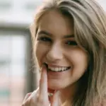 Giv en rejse til Gran Canaria i gave uden det koster en formue – 5 gode tips til en billig men uforglemmelig gave