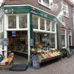 Hvor meget giver man i pengegave til indflytterfest?