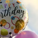 Hvordan ved jeg, hvilken slags legetøj jeg skal købe til et barn?